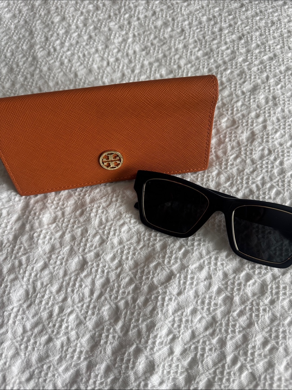 Tory Burch Orange Saffiano Sunglasses Case with Black Sunglasses
